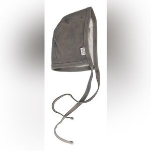 Mebie baby sage green ribbed organic bonnet 6-12 months